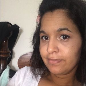 Meet your Posher, Robyn